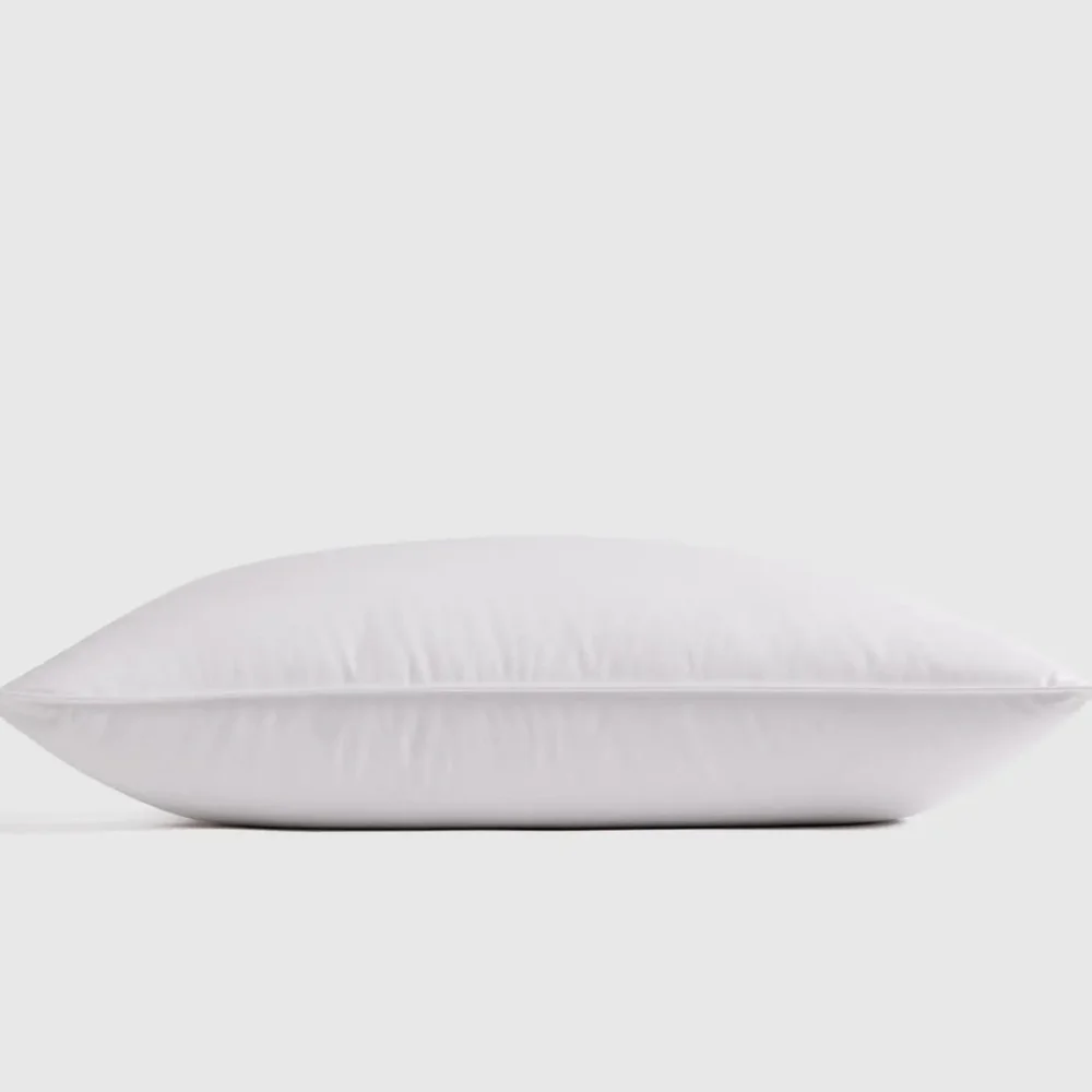 NWOT- Quince Standard White Goose Down Pillow ( Soft/ Medium)(P46)